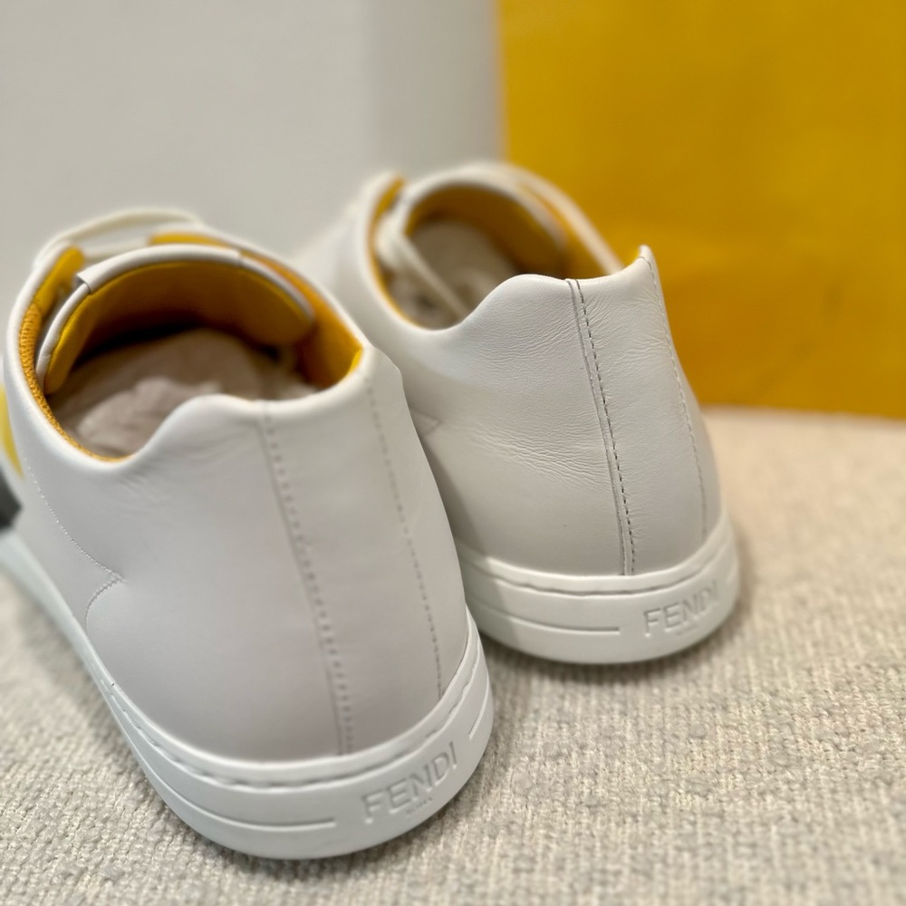 FENDI Sneakers - Picture 9 of 14